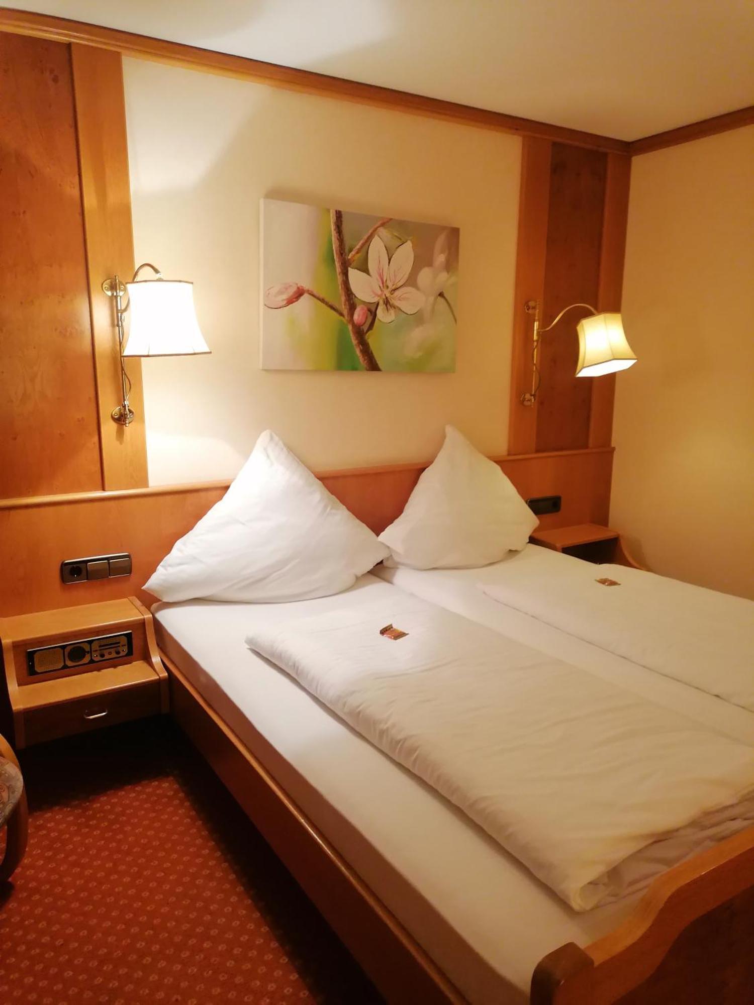 Hotel-Restaurant Rebstock 伊林根 外观 照片